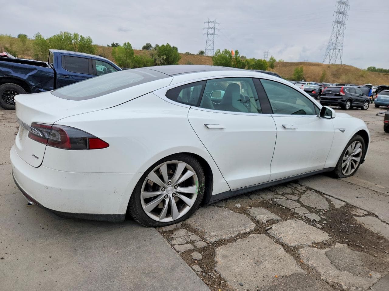 2015 Tesla Model S 70D - foto 3