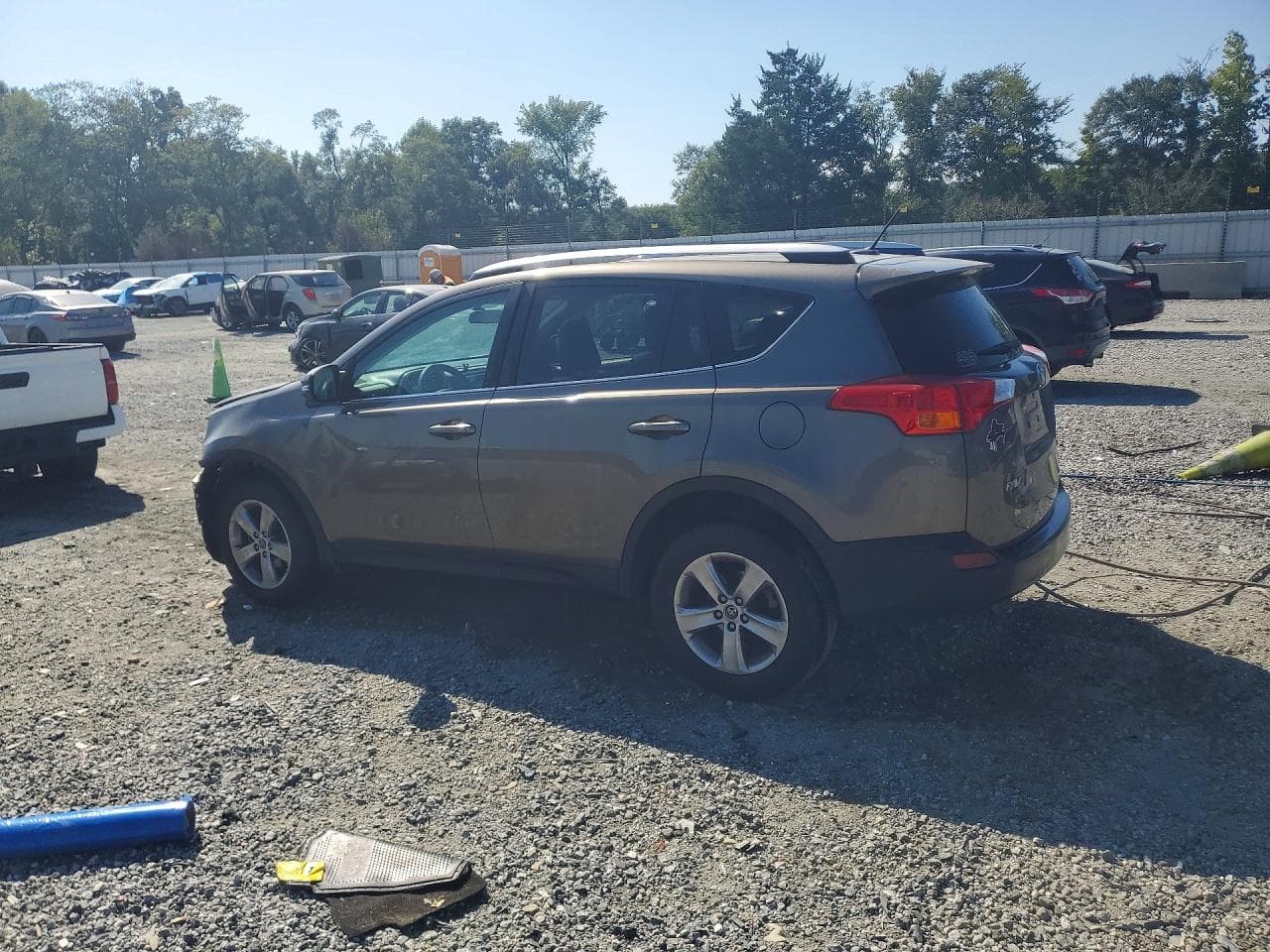 2015 Toyota Rav4 Xle - foto 2