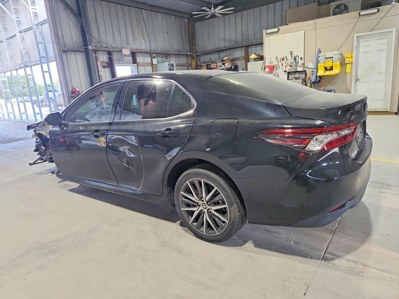 2023 Toyota Camry Xle - foto 2