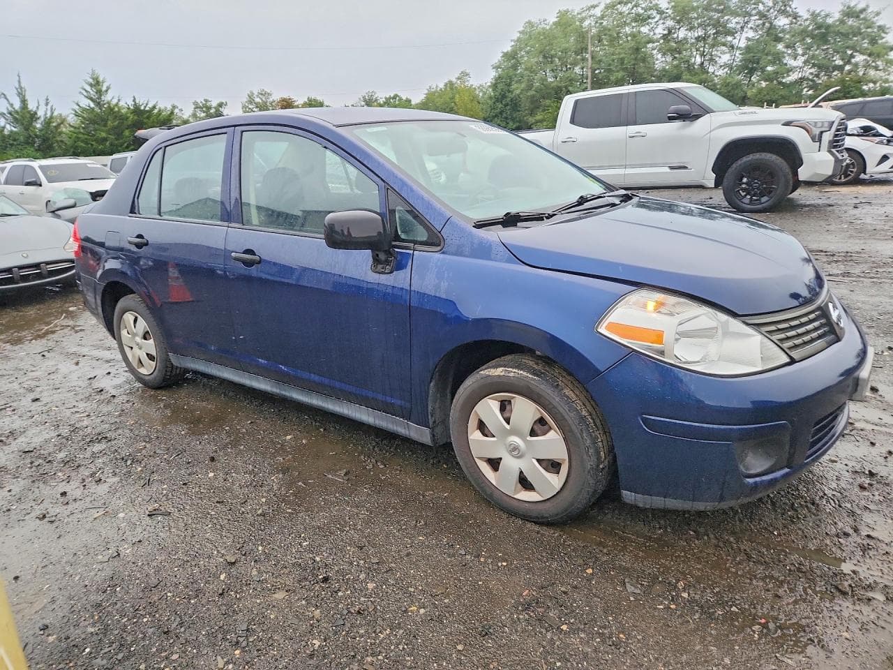 2011 Nissan Versa 1.6 Base - foto 4