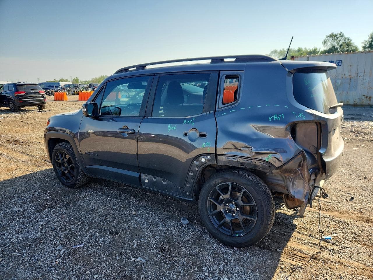 2020 Jeep Renegade Latitude - foto 2