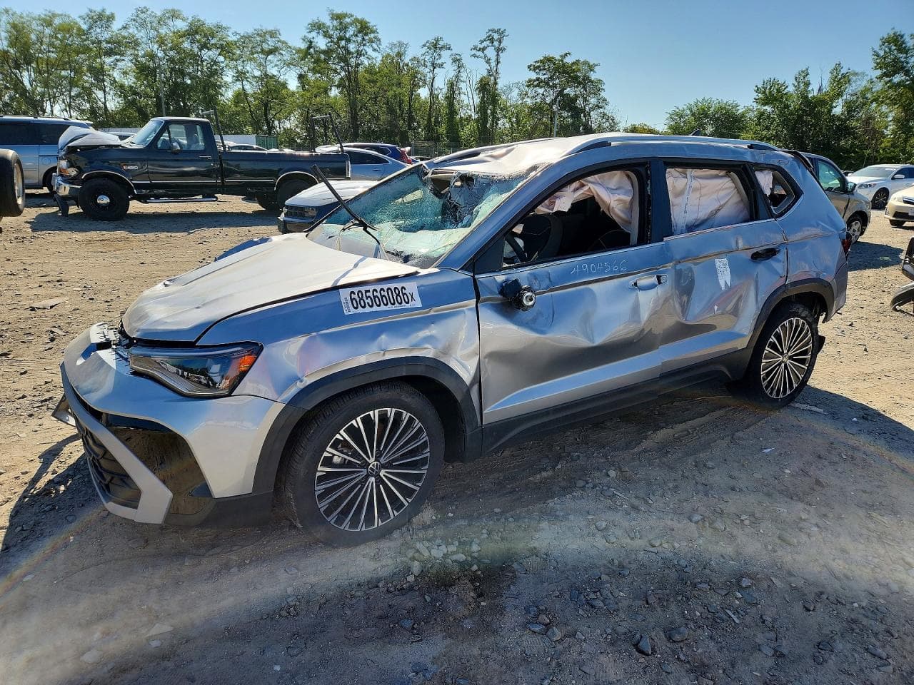 Volkswagen Taos 2026 z USA
