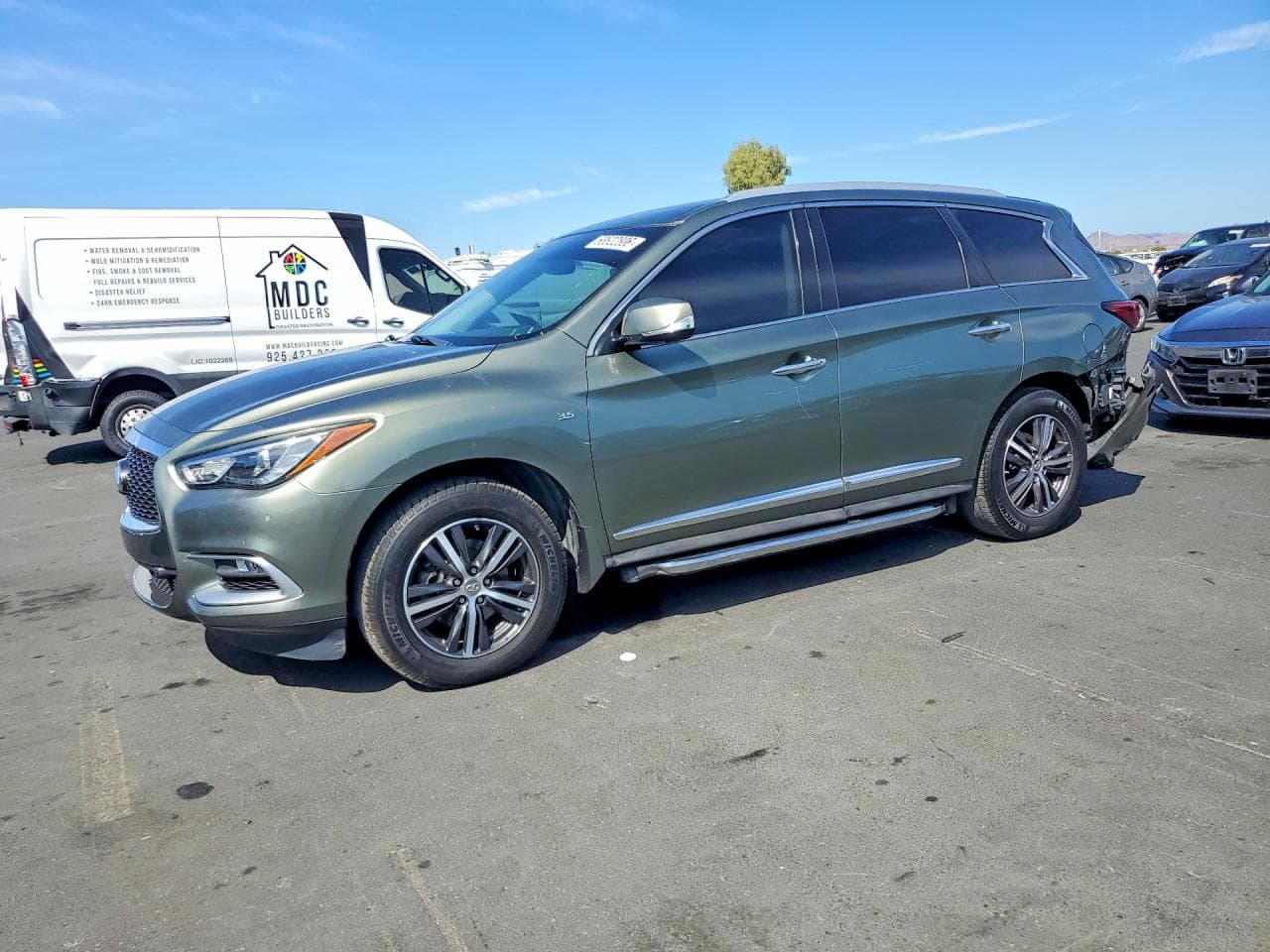 Infiniti QX60 2016 z USA