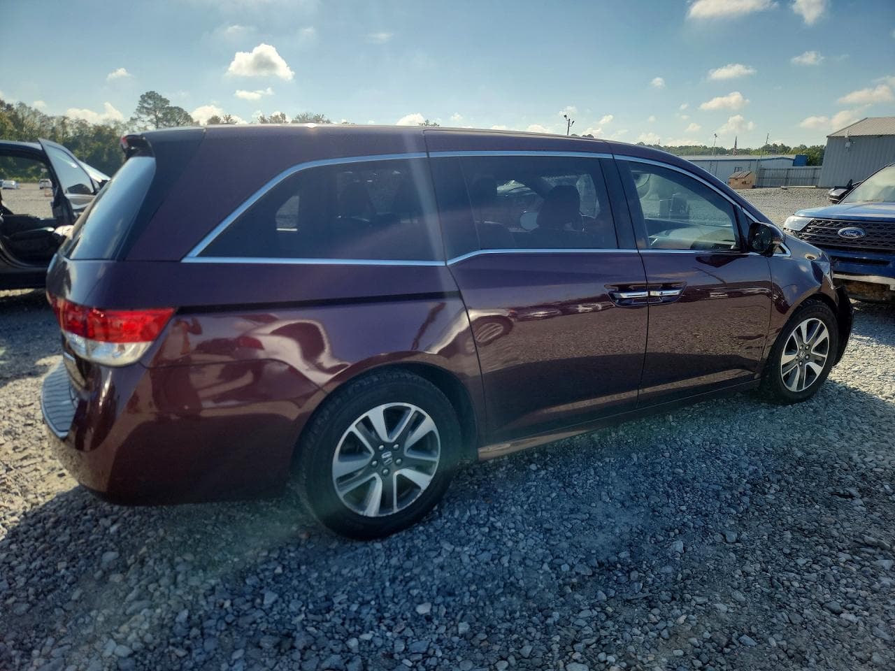 2014 Honda Odyssey Touring - foto 3