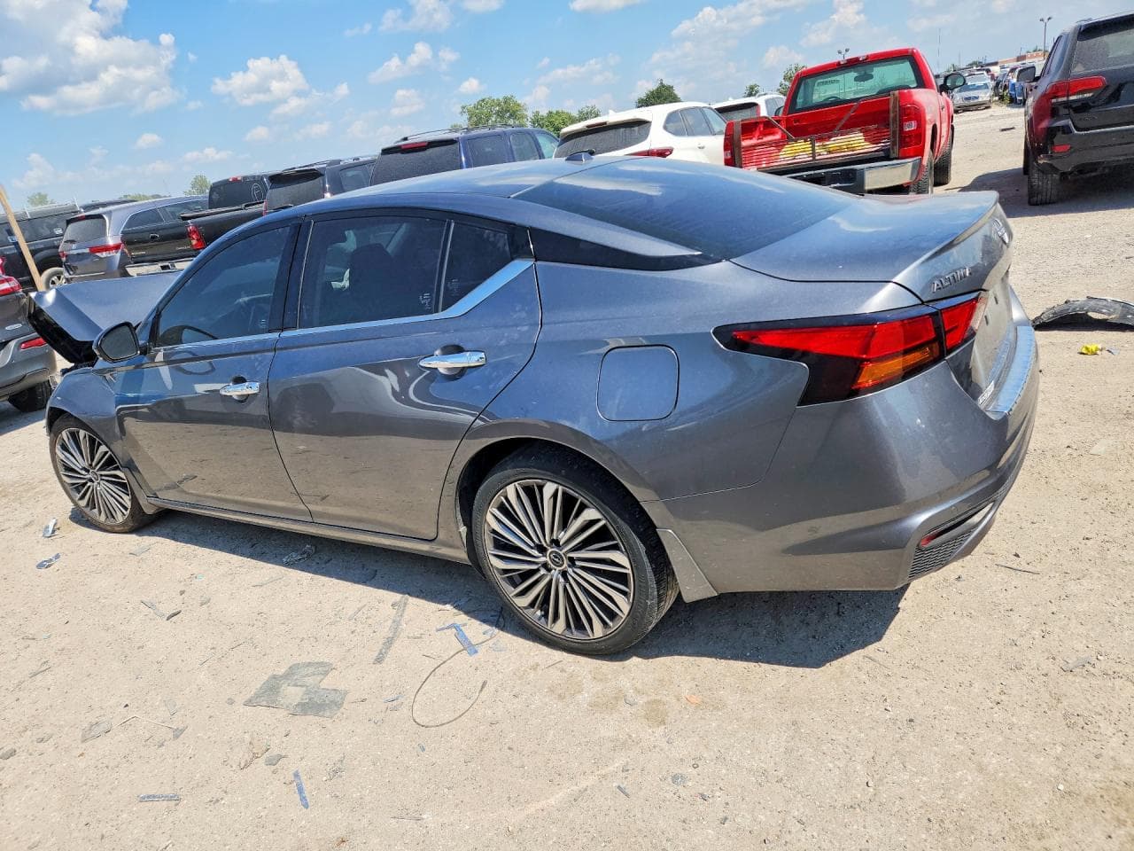 2023 Nissan Altima Sl - foto 2