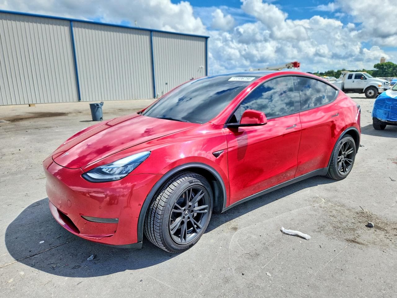 Tesla Model Y 2021 z USA