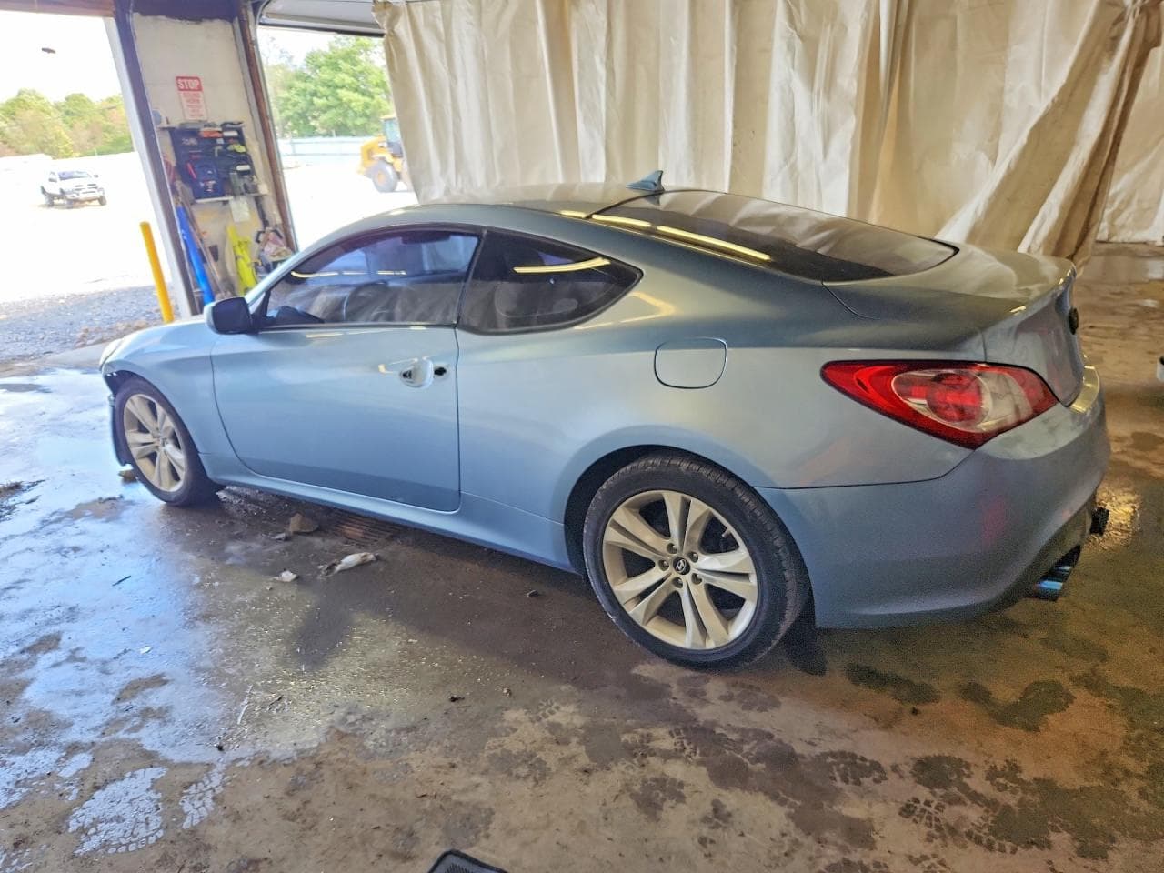 2010 Hyundai Genesis Coupe 2.0T - foto 2