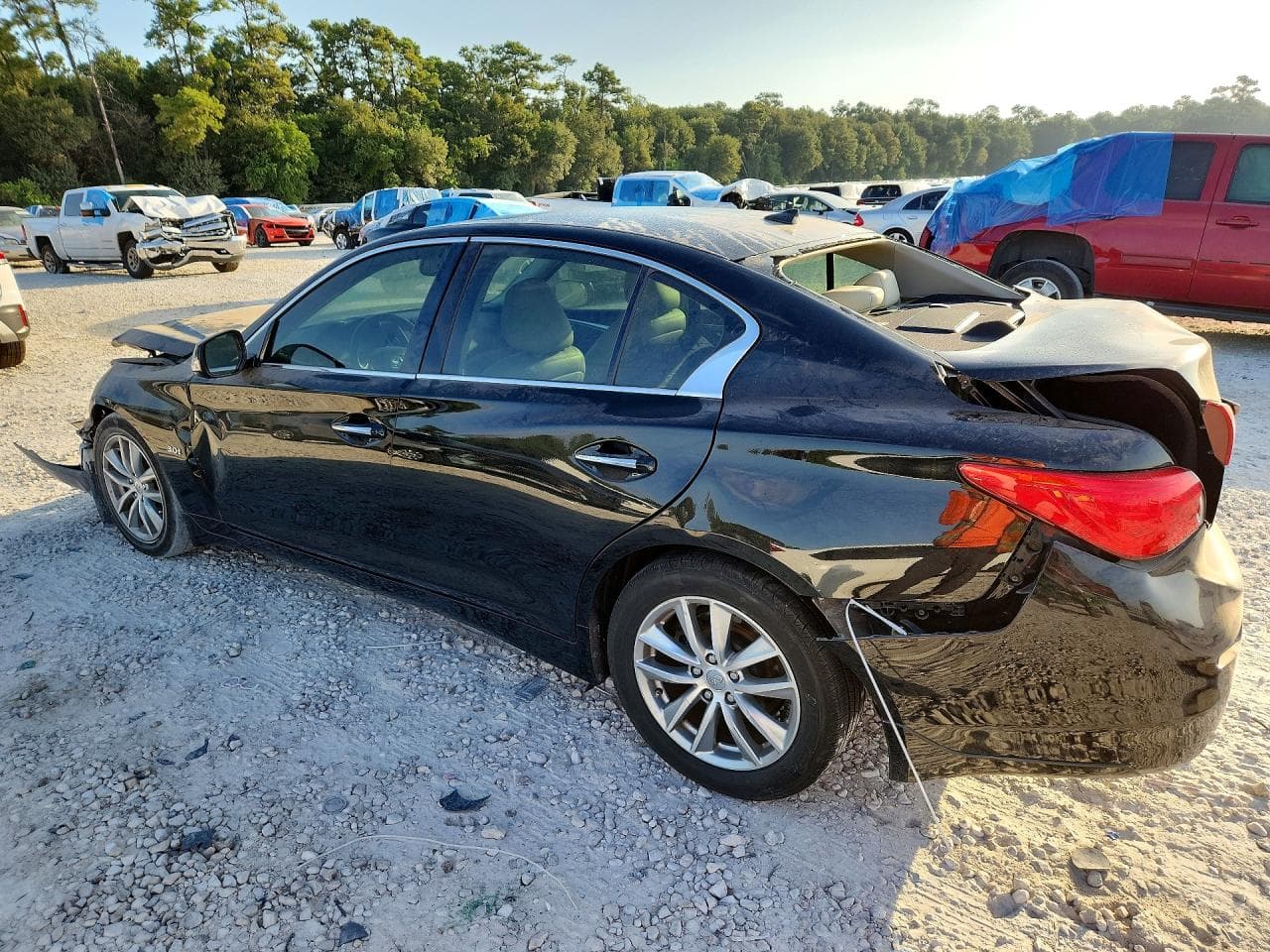 2017 Infiniti Q50 3.0T Premium - foto 2