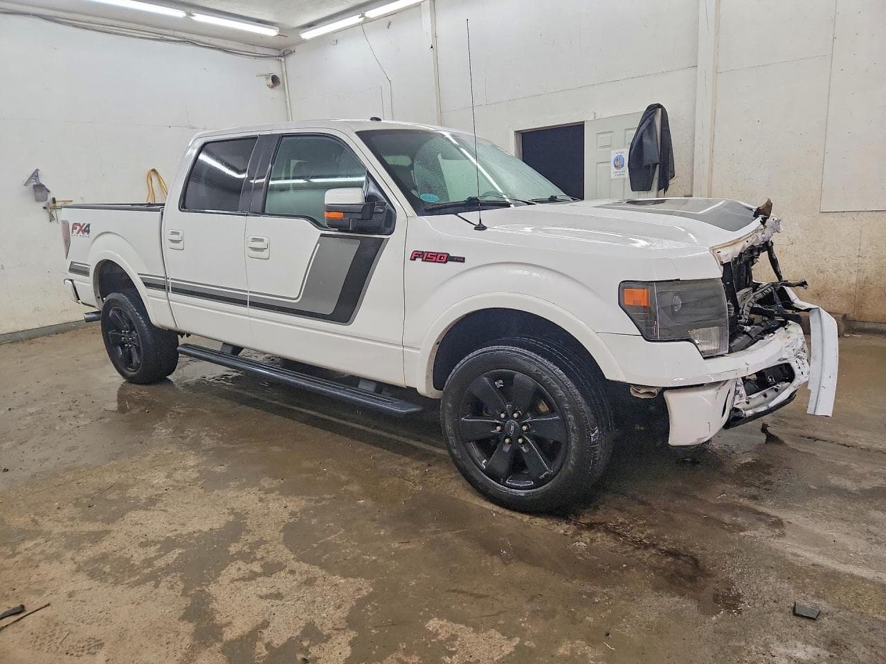 2014 Ford F150 Supercrew - foto 4