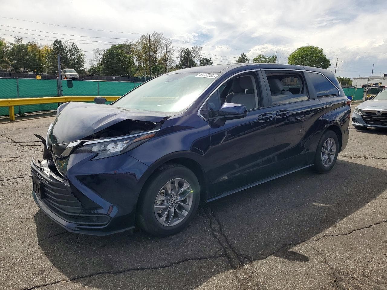 Toyota Sienna 2024 z USA