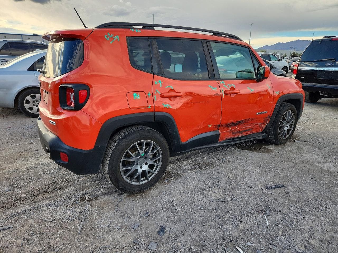 2015 Jeep Renegade Latitude - foto 3