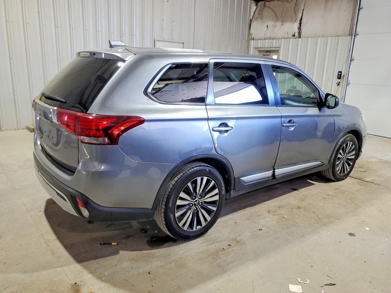 2020 Mitsubishi Outlander Es - foto 3