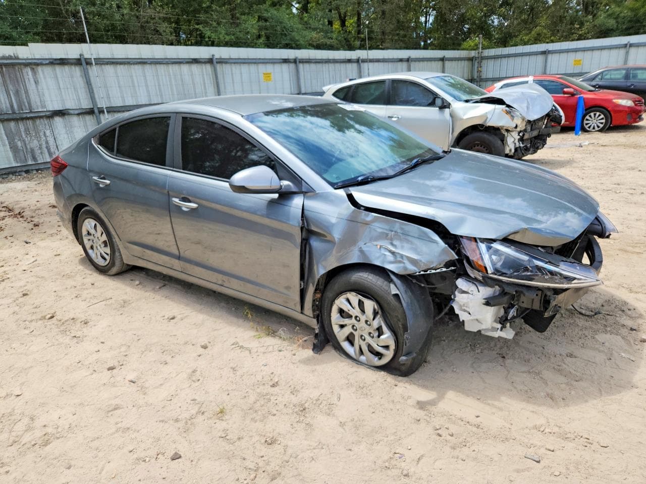 2019 Hyundai Elantra - foto 4