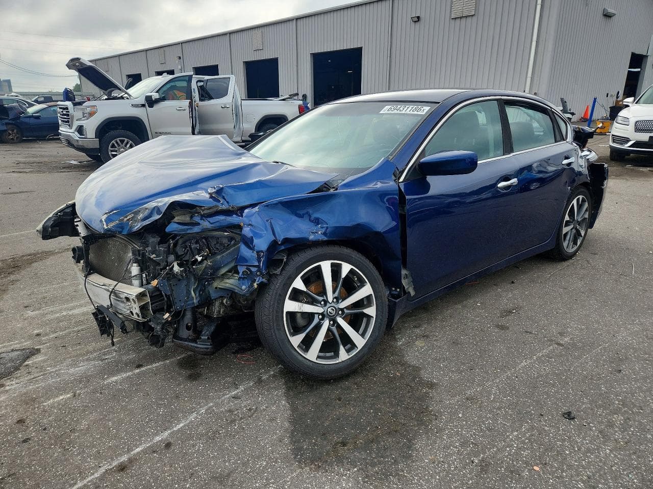 Nissan Altima 2017 z USA
