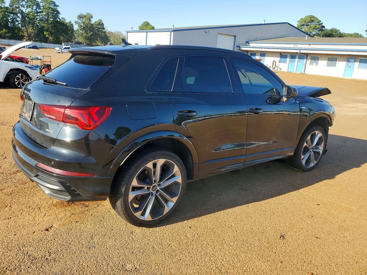 2022 Audi Q3 Premium Plus S Line 45 - foto 3