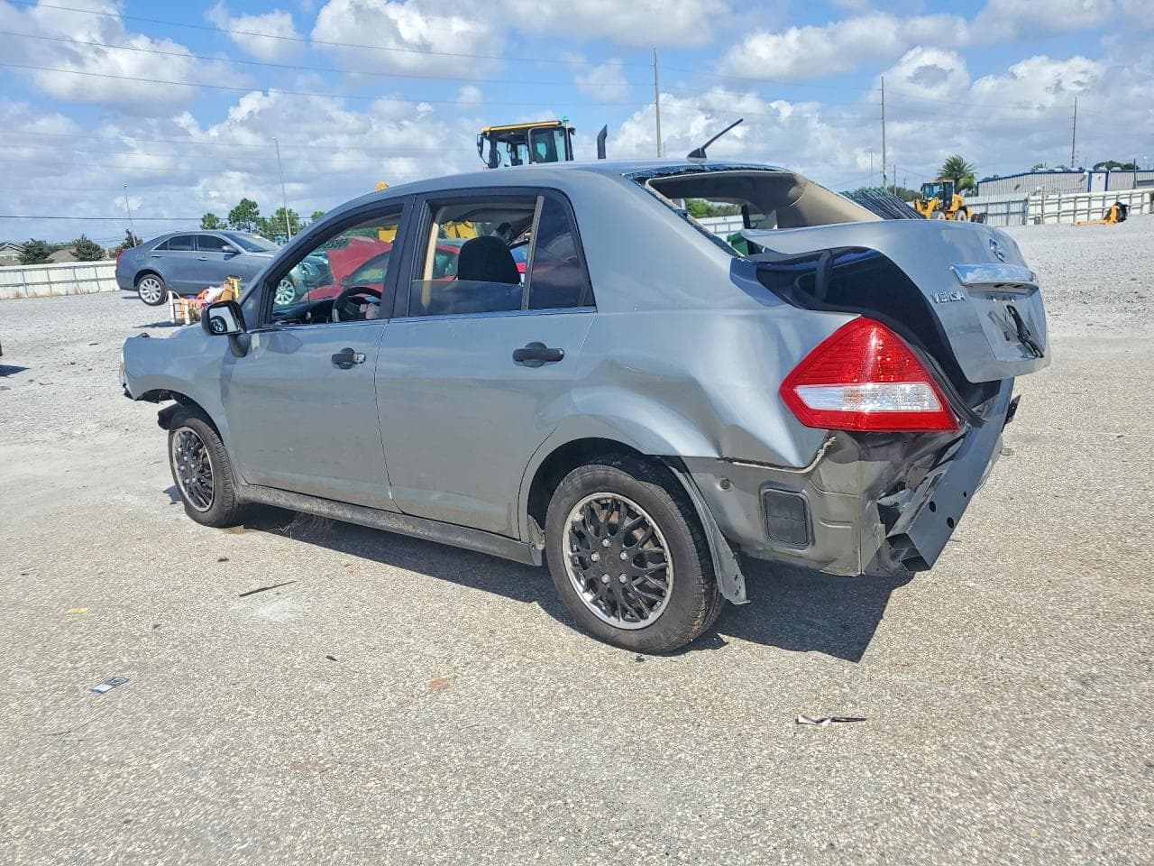 2008 Nissan Versa 1.8 S - foto 2