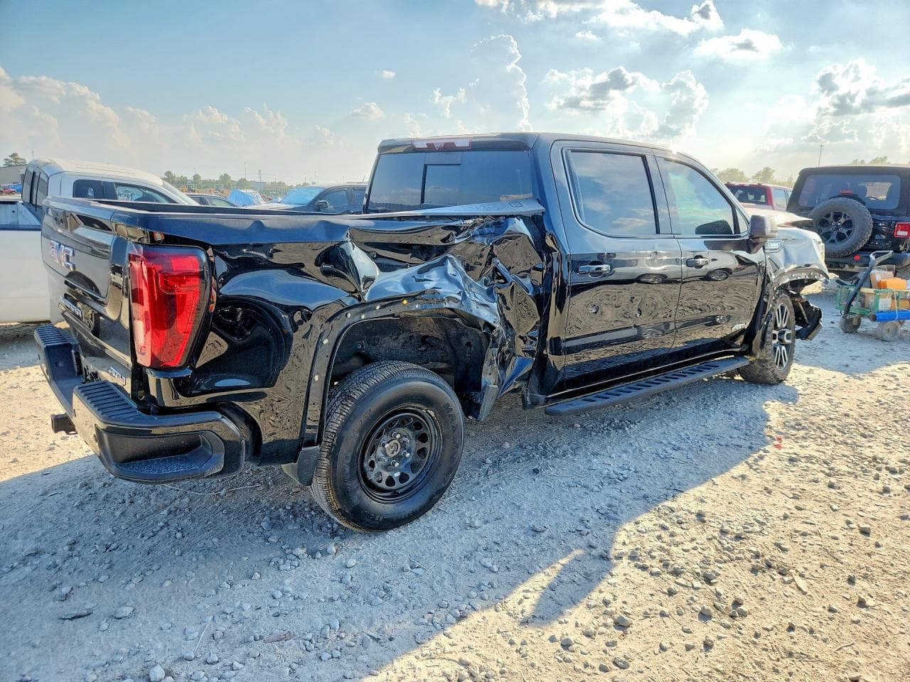 2024 GMC Sierra K1500 At4 - foto 3