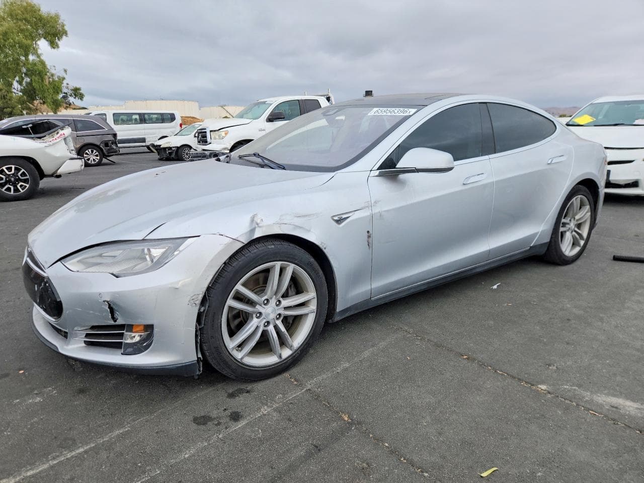 Tesla Model S 2014 z USA