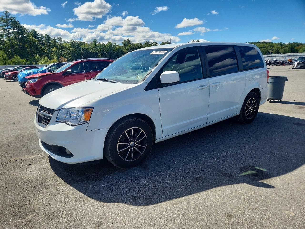 Dodge Caravan 2019 z USA