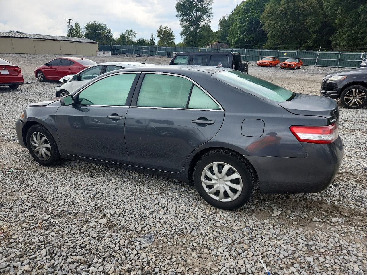 2011 Toyota Camry Le - foto 2