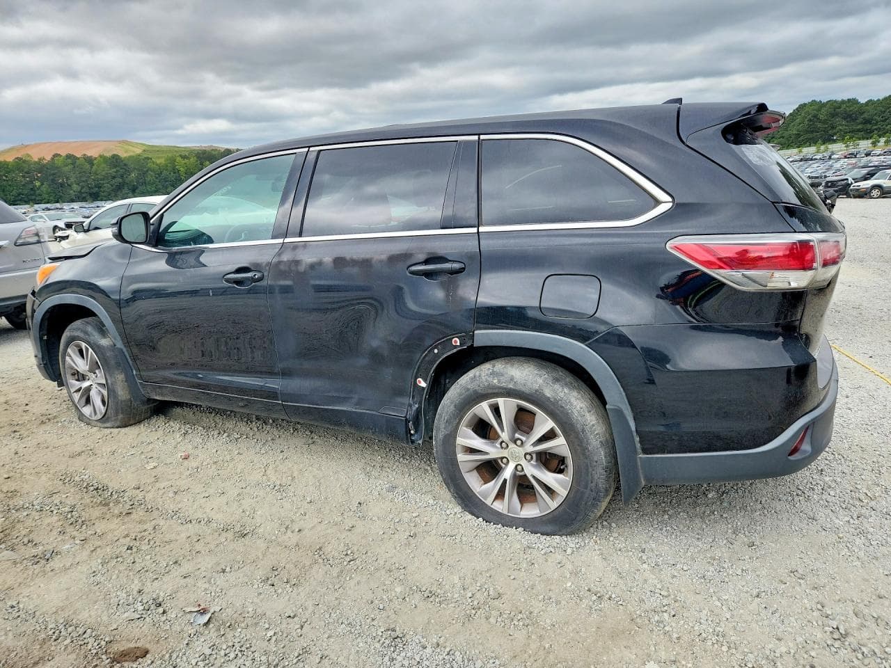 2015 Toyota Highlander Le Plus - foto 2
