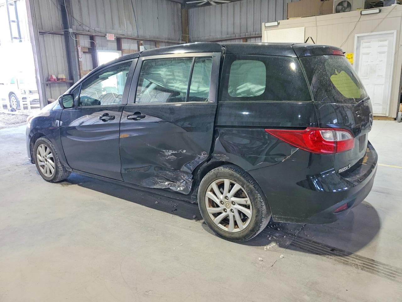 2012 Mazda 5 Sport - foto 2