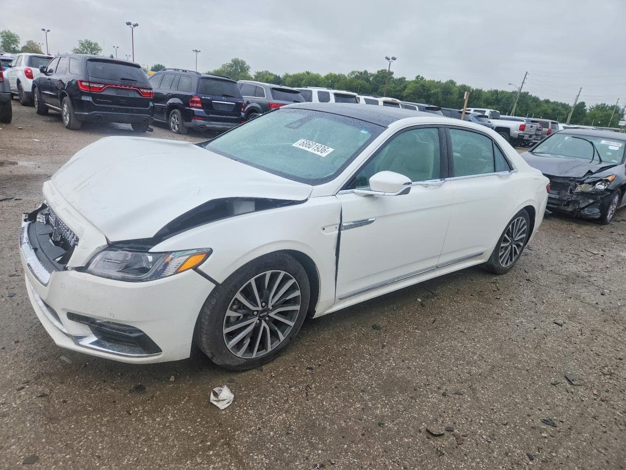 Lincoln Continental 2020 z USA