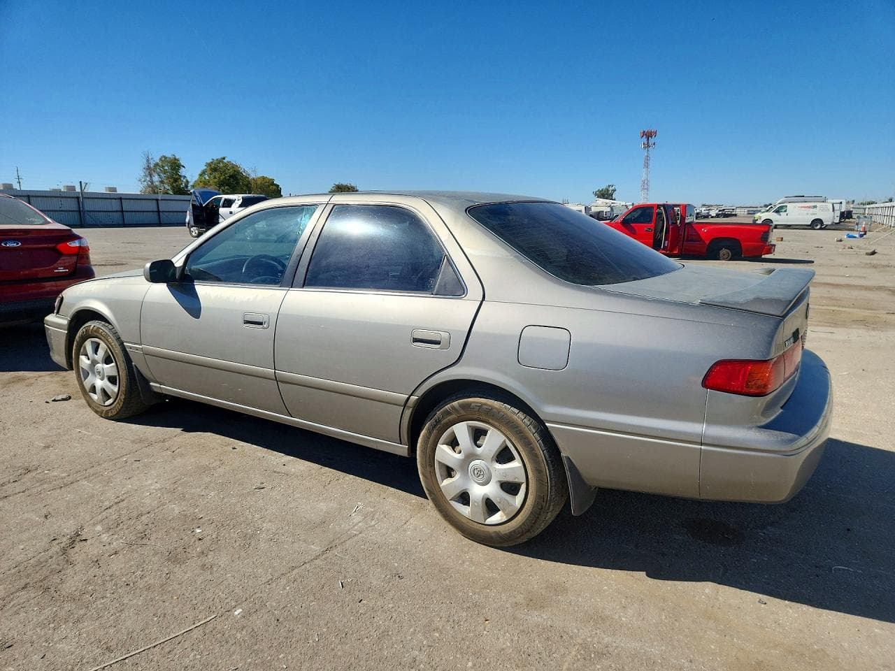 2000 Toyota Camry Le V6 - foto 2