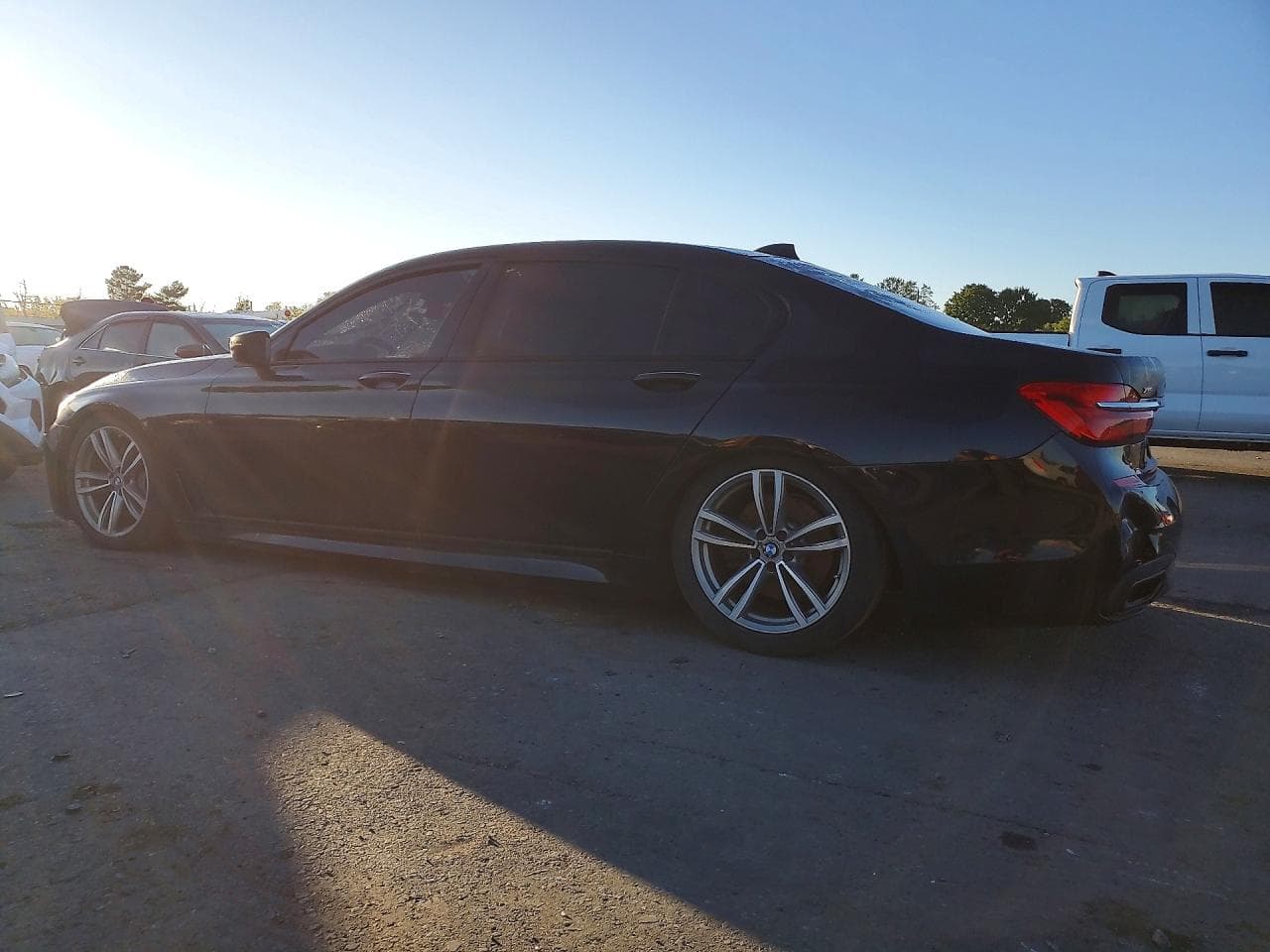 2016 BMW 750 Xi - foto 2