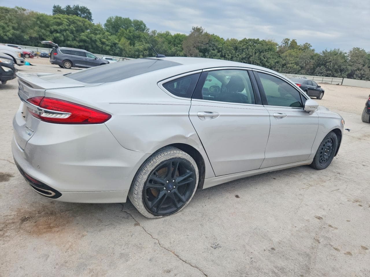 2017 Ford Fusion Titanium - foto 3