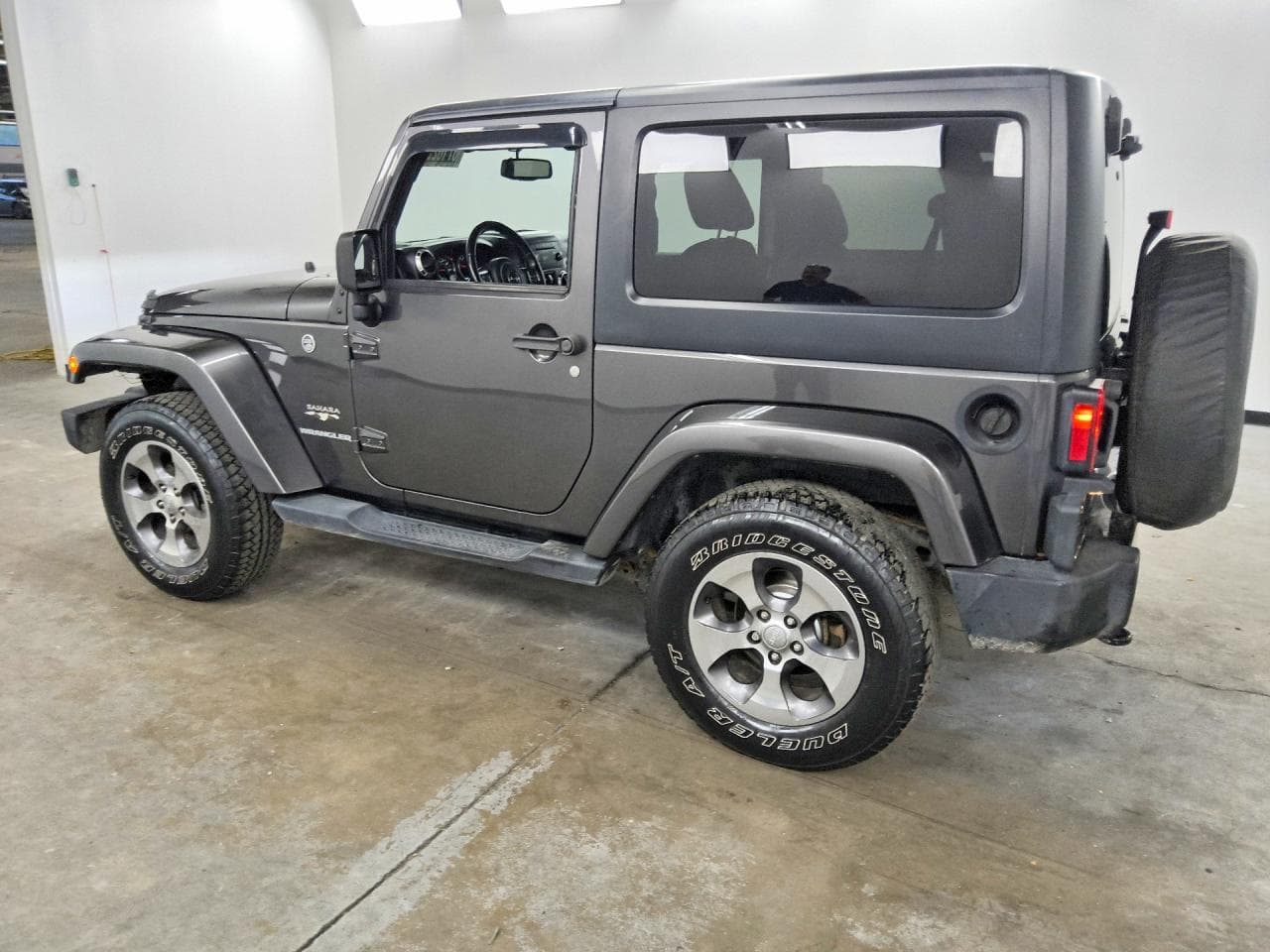 2017 Jeep Wrangler Sahara - foto 2