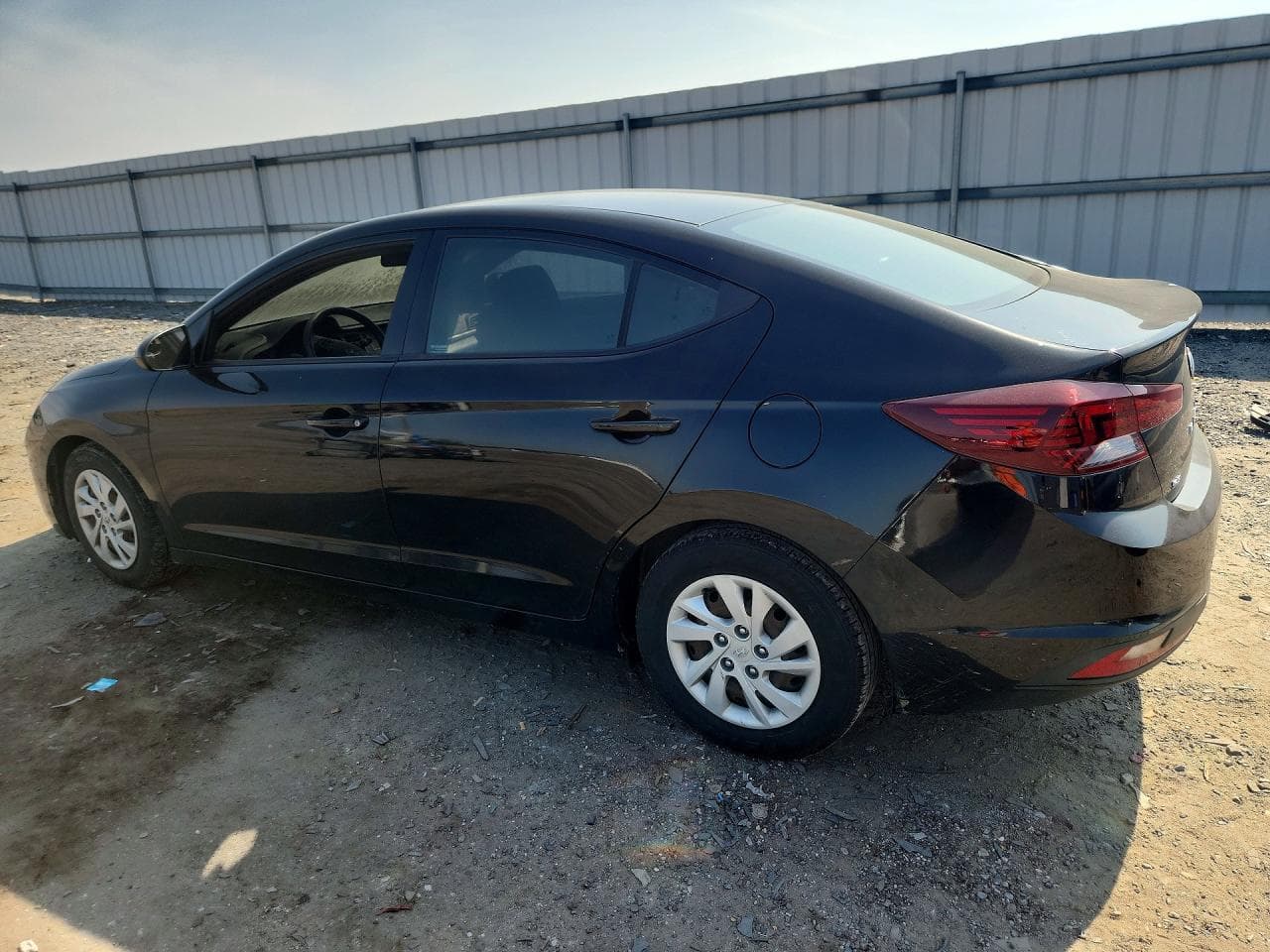 2020 Hyundai Elantra - foto 2