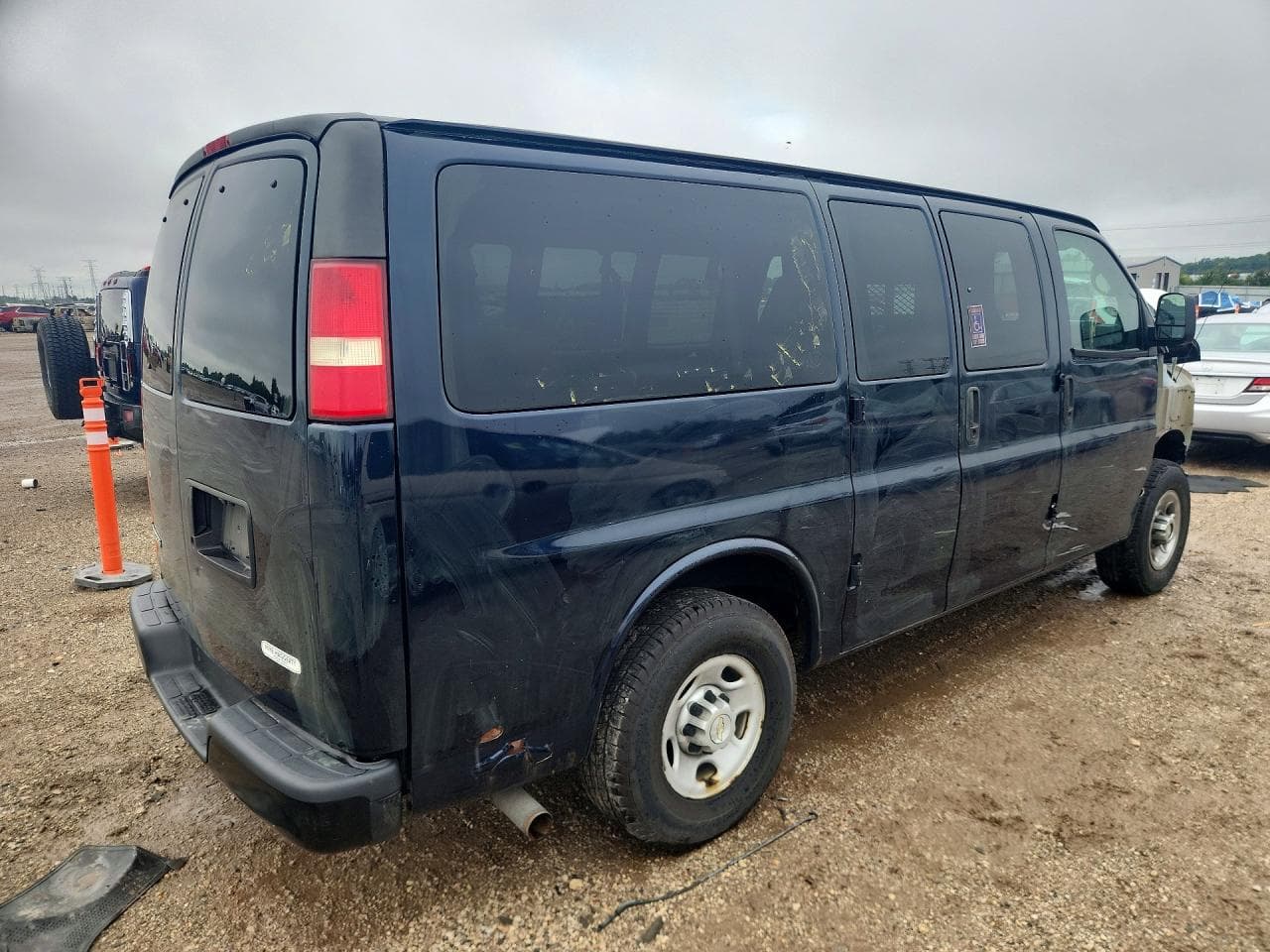 2009 Chevrolet Express - foto 3