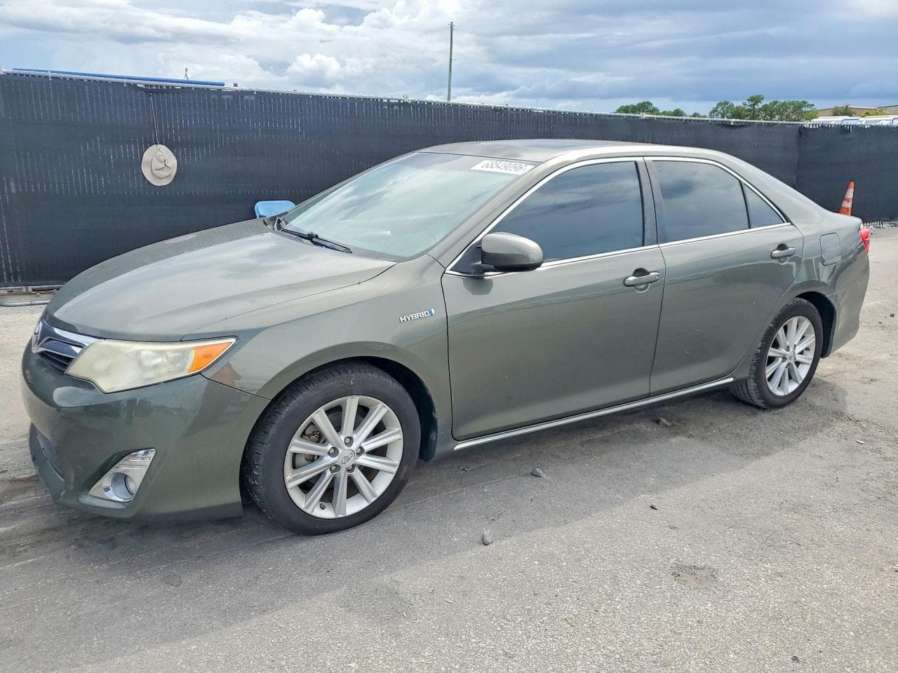 2014 Toyota Camry Hybrid Xle