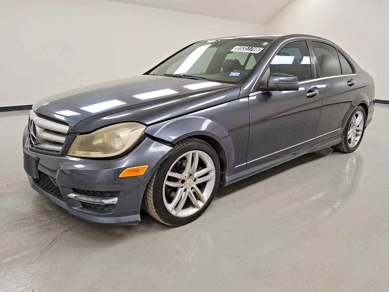 Mercedes-Benz C-klasse 2013 z USA