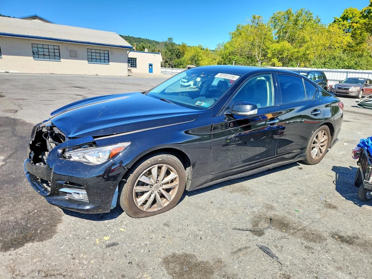 Infiniti Q50 2015 z USA