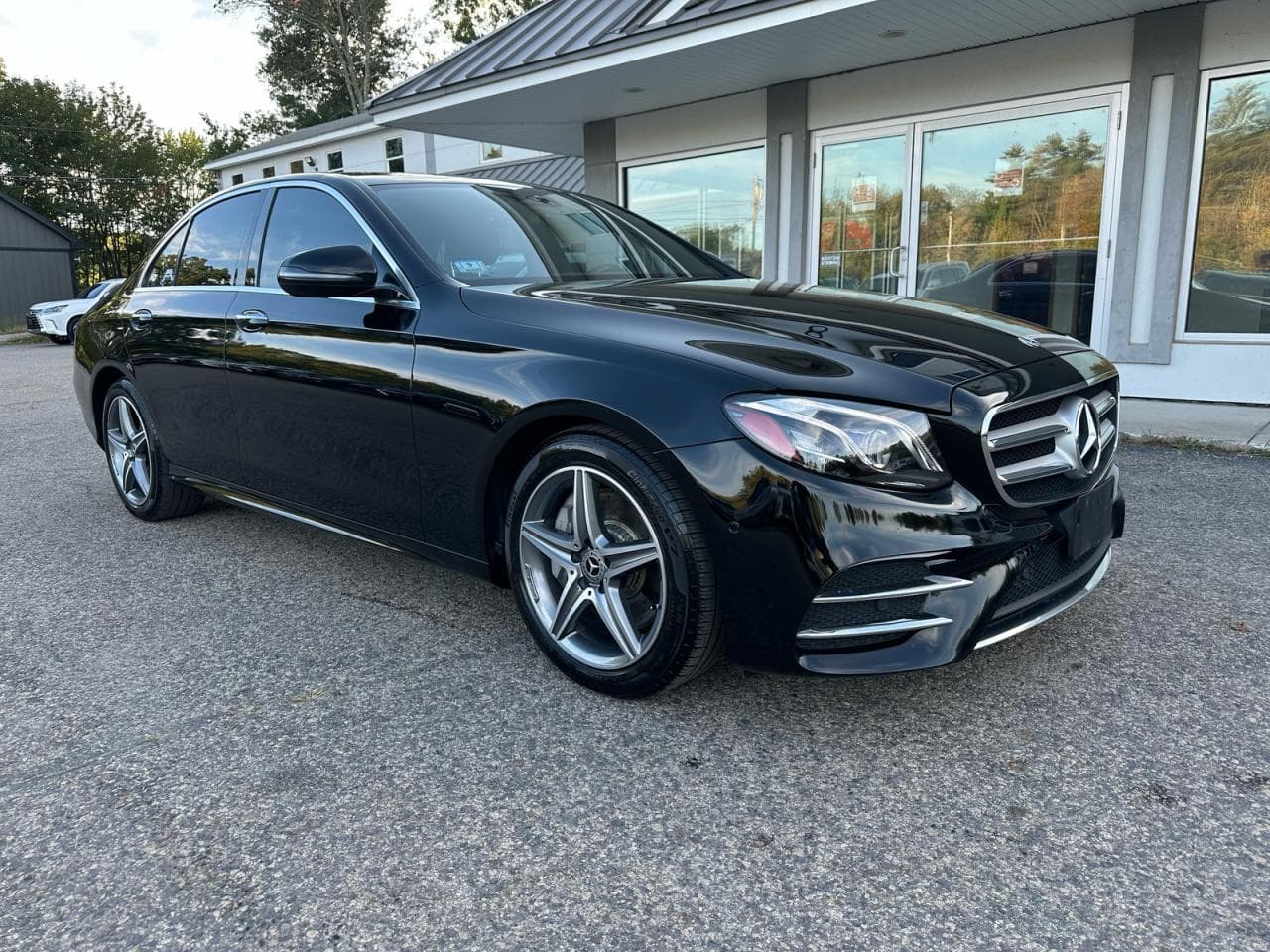 Mercedes-Benz E-klasse 2018 z USA