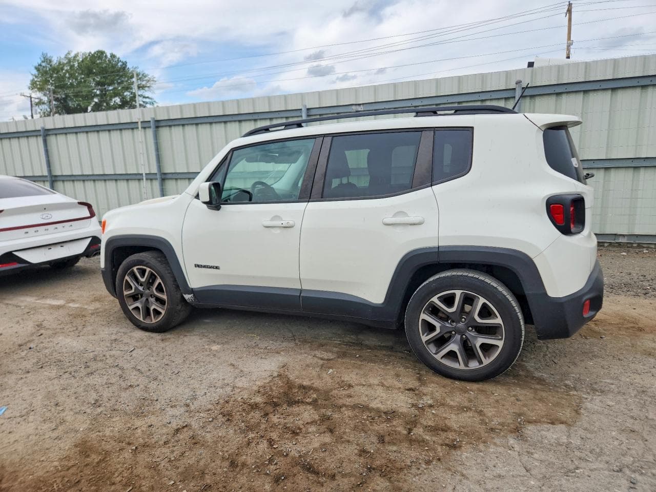 2017 Jeep Renegade Latitude - foto 2