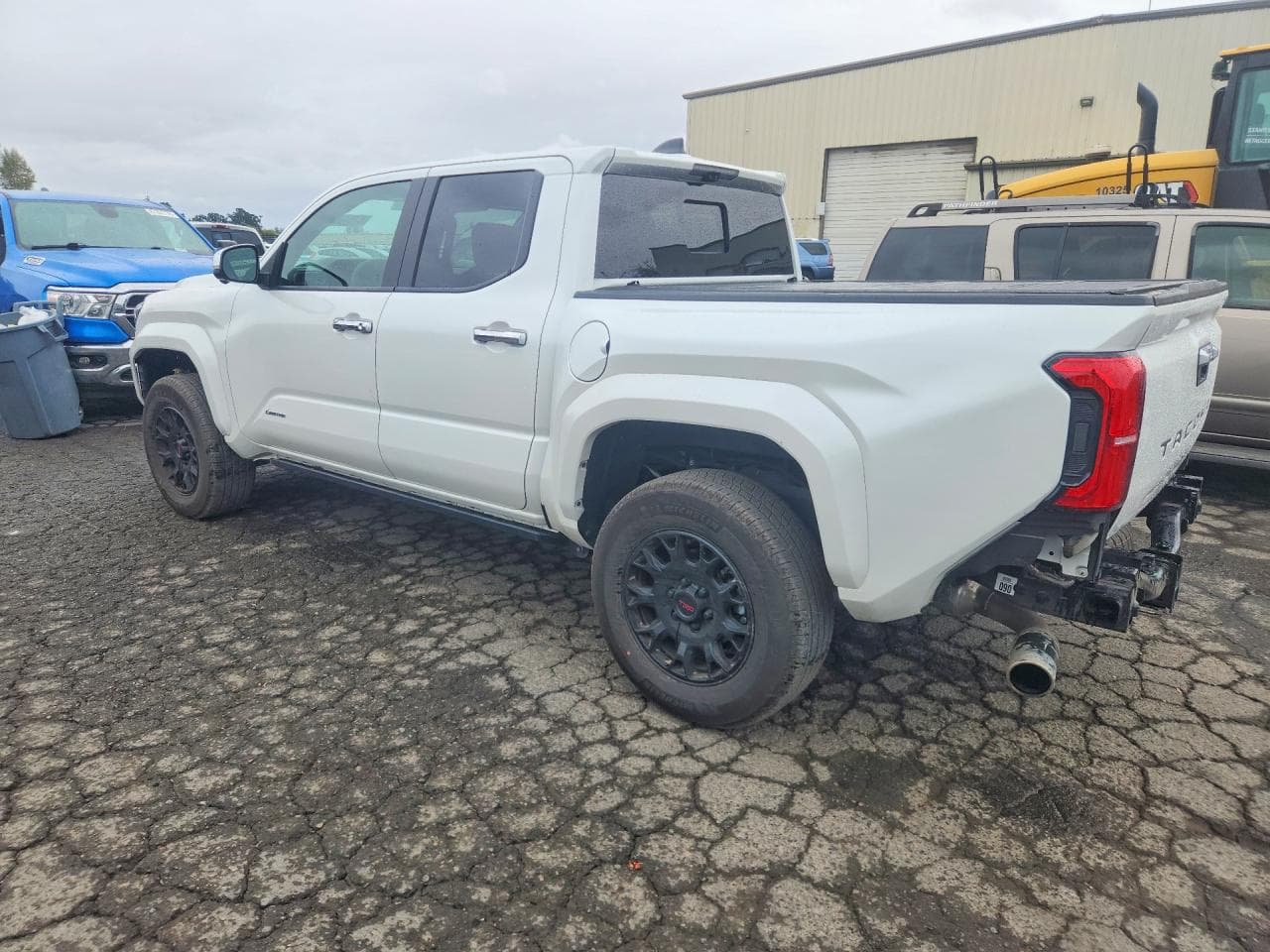 2024 Toyota Tacoma Limited - foto 2