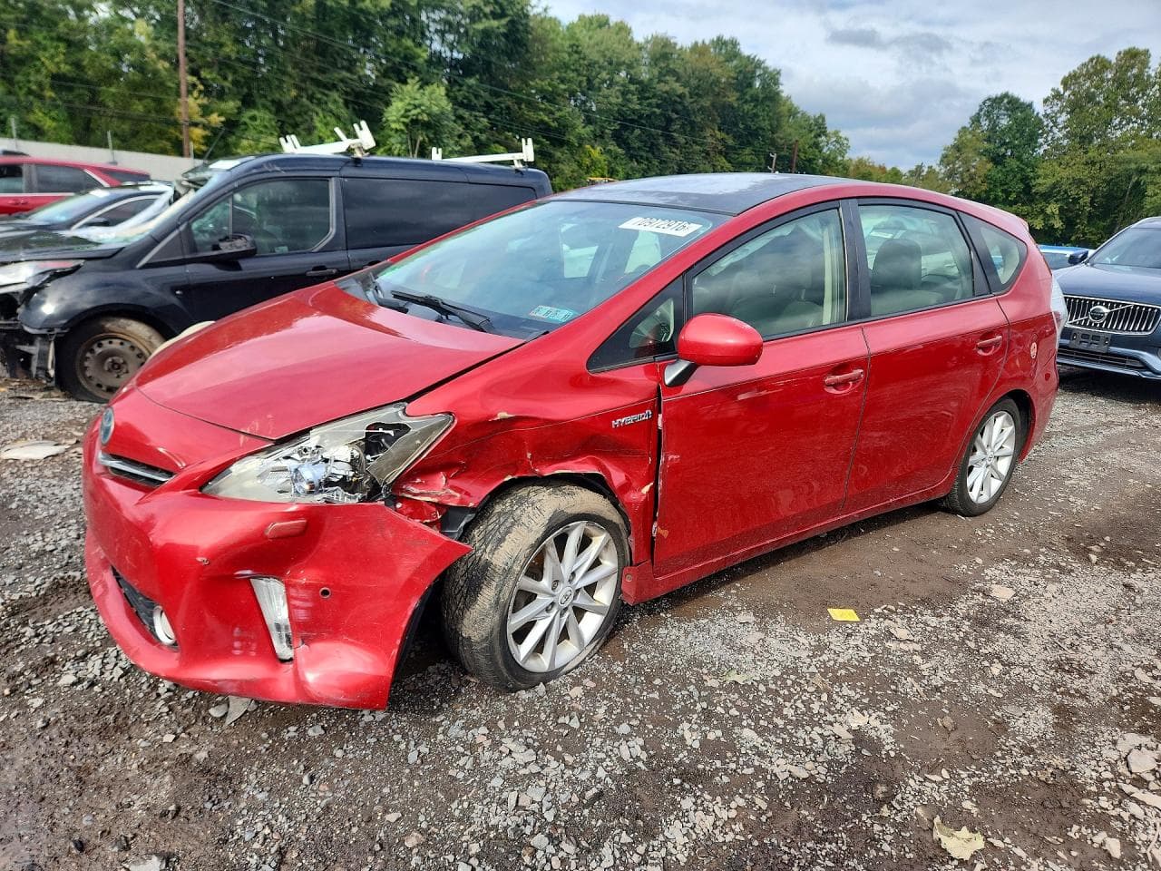 Toyota Prius v (+) 2012 z USA