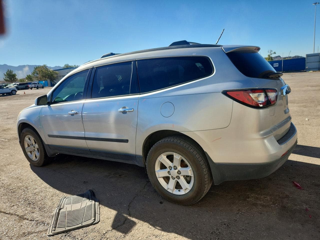 2015 Chevrolet Traverse Ls - foto 2