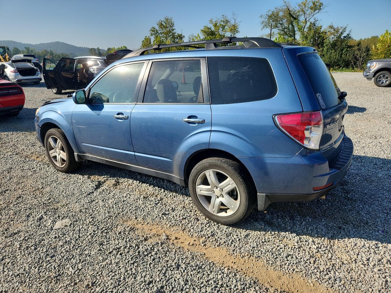 2010 Subaru Forester 2.5X Premium - foto 2