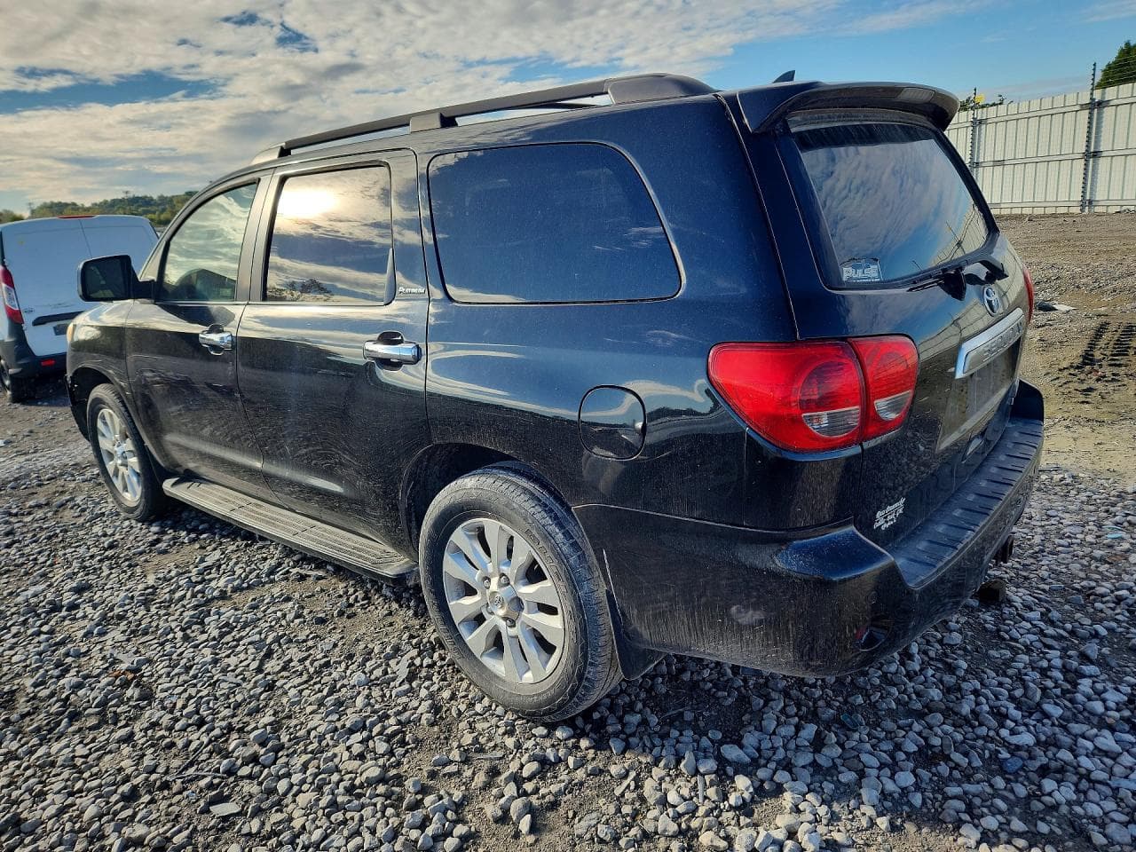 2011 Toyota Sequoia Platinum - foto 2