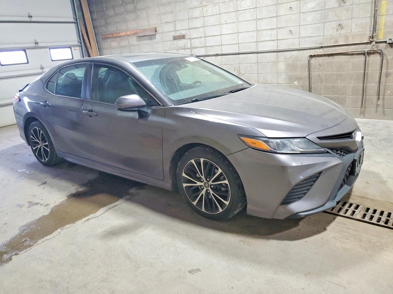 2018 Toyota Camry Se - foto 4