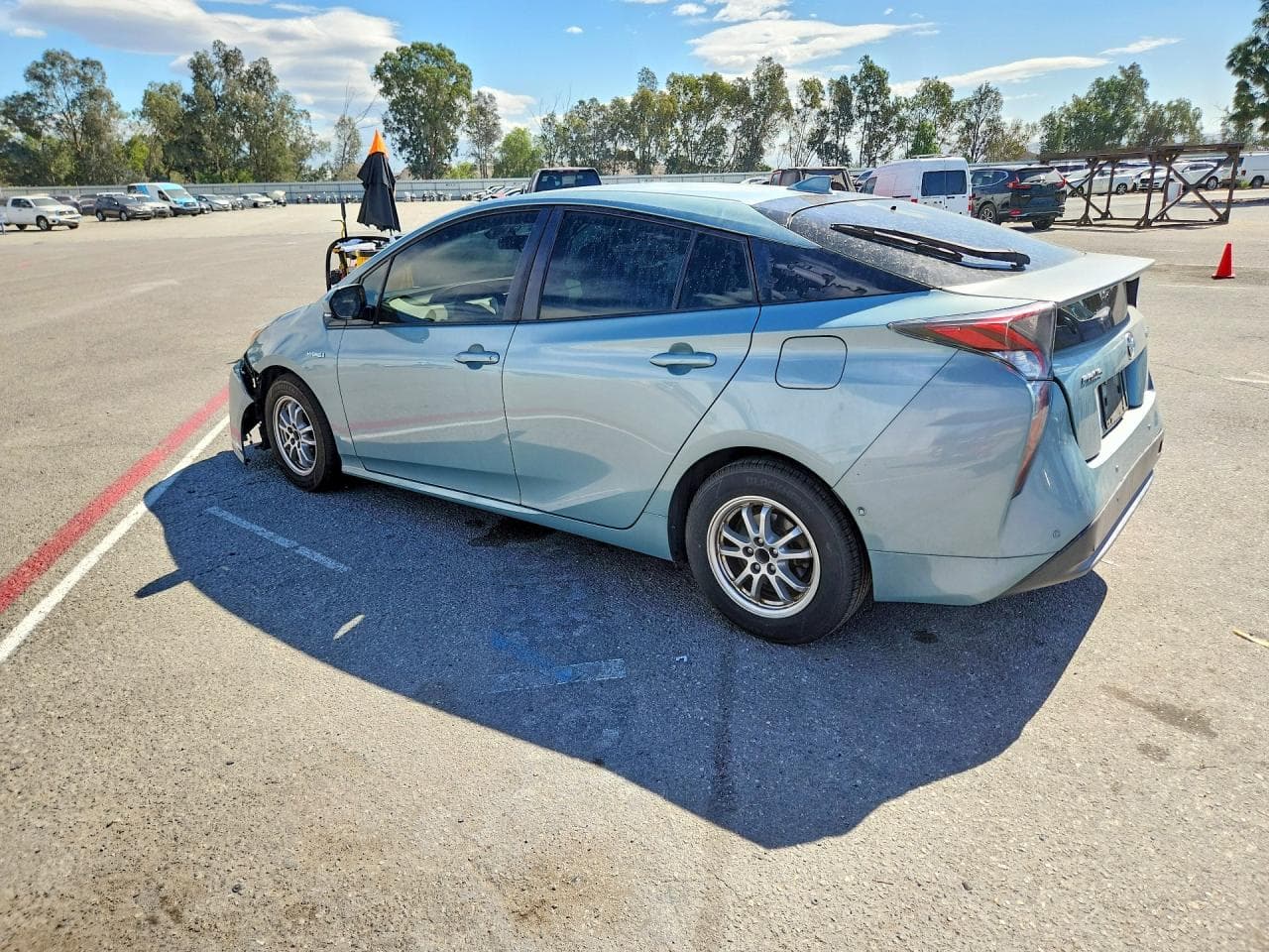 2017 Toyota Prius Two - foto 2