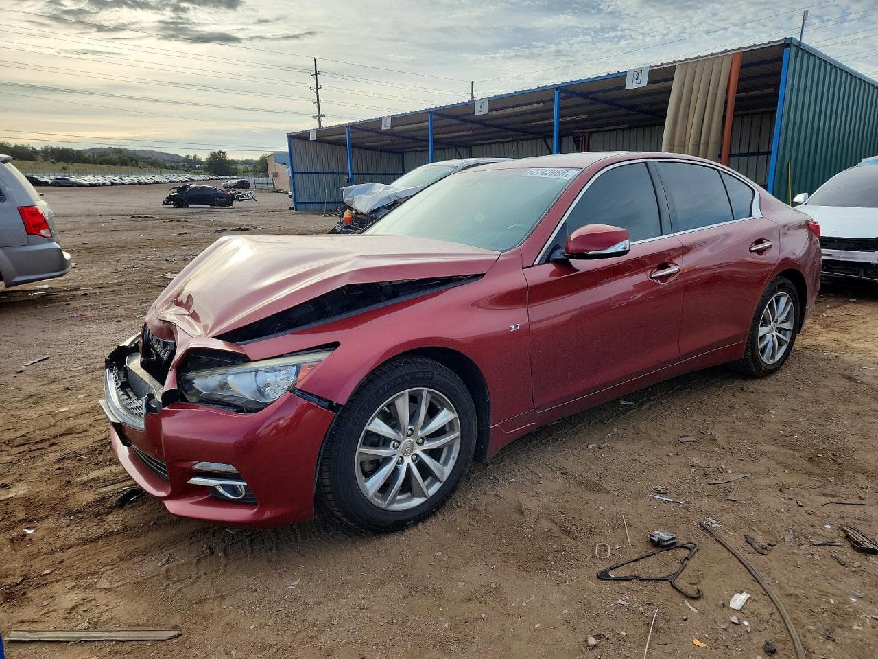 Infiniti Q50 2014 z USA