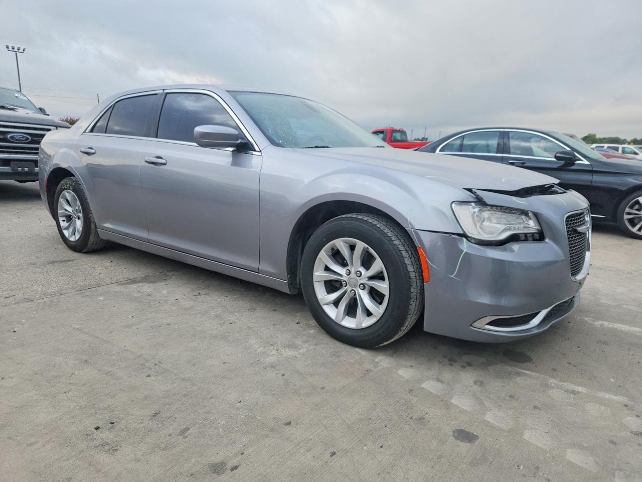 2015 Chrysler 300 Limited - foto 4
