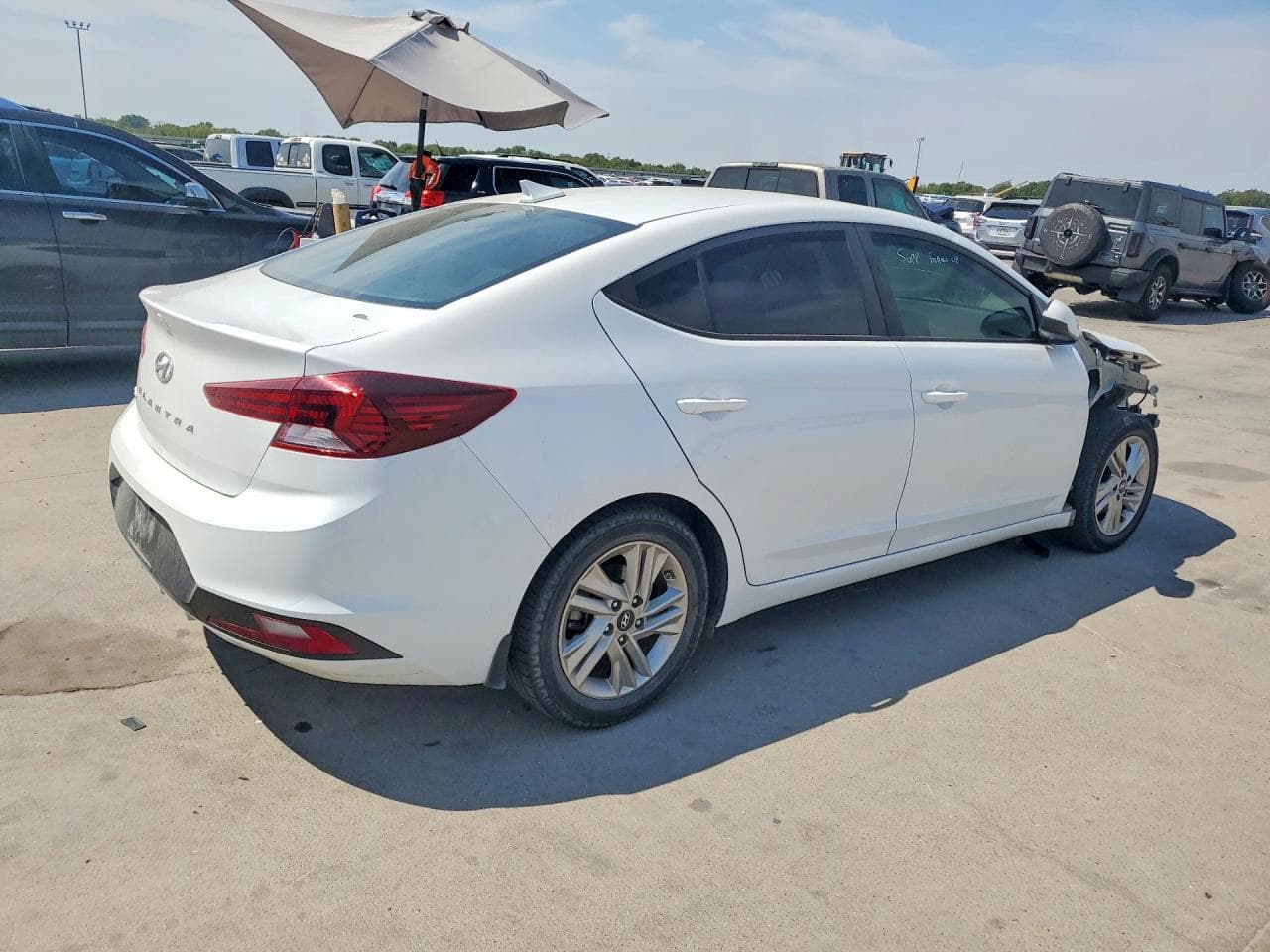 2019 Hyundai Elantra Sel - foto 3