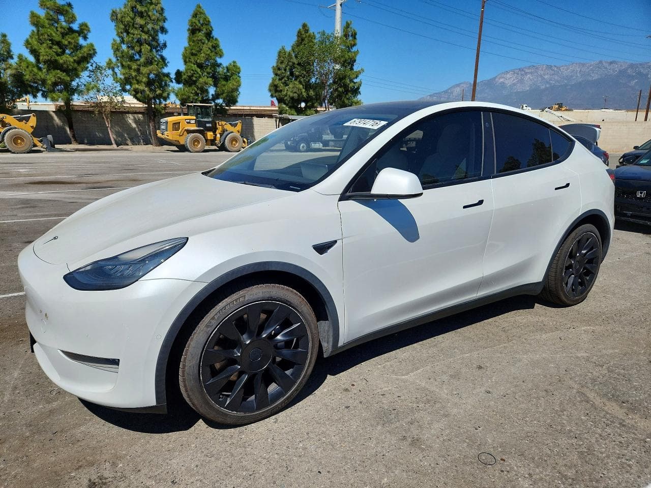 Tesla Model Y 2021 z USA