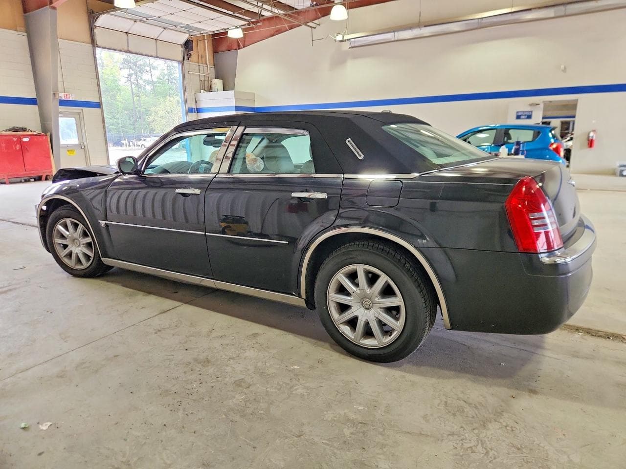 2007 Chrysler 300C - foto 2